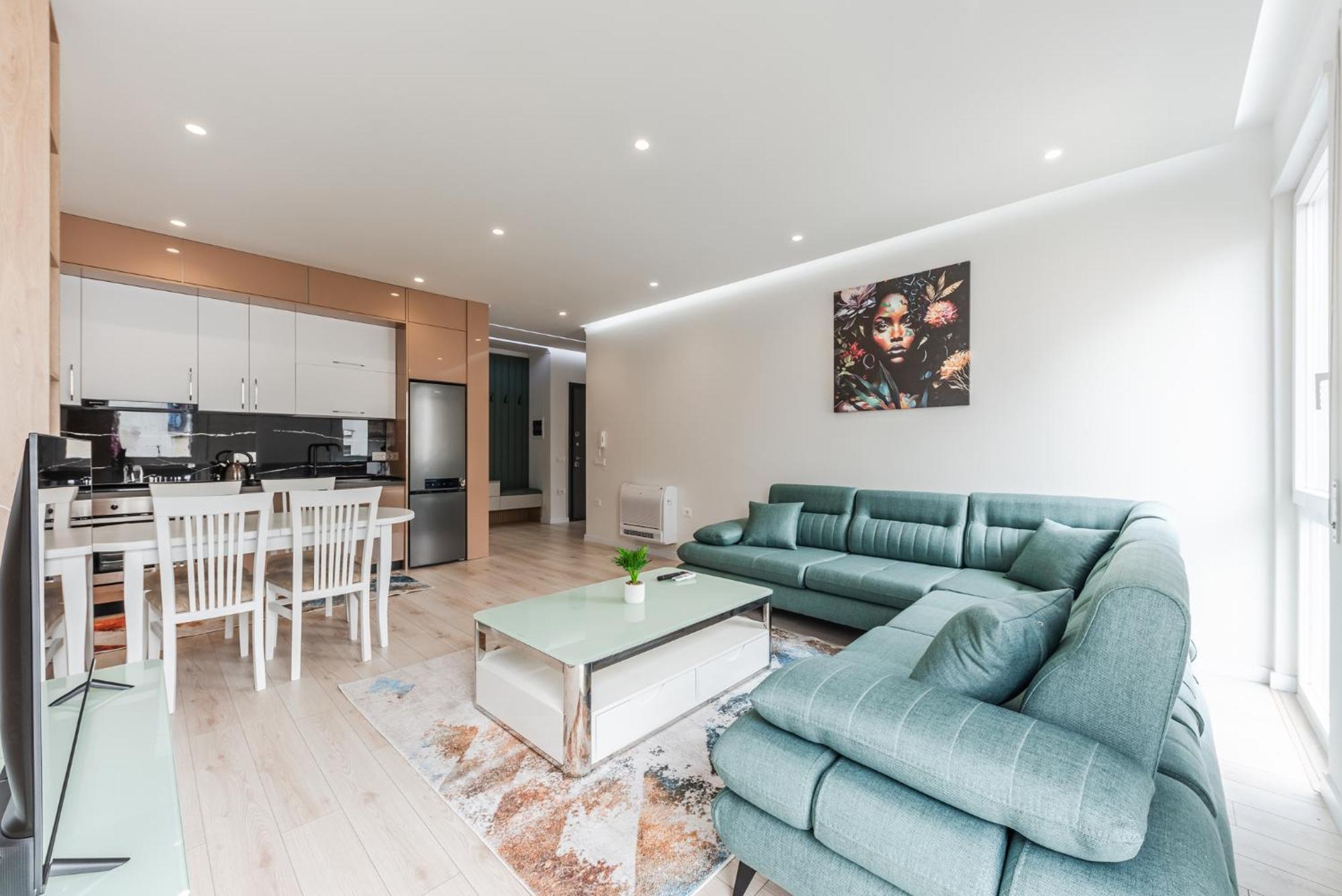 Mumba Apartments By Kondo Stays Тирана Екстериор снимка