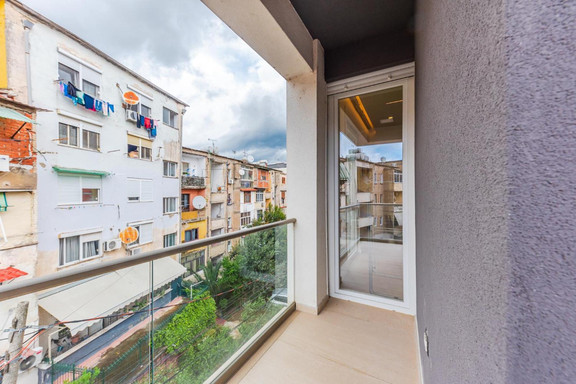 Mumba Apartments By Kondo Stays Тирана Екстериор снимка