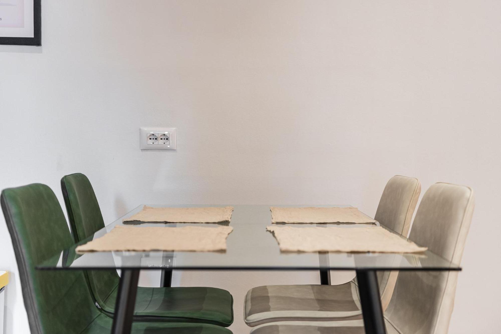 Mumba Apartments By Kondo Stays Тирана Екстериор снимка
