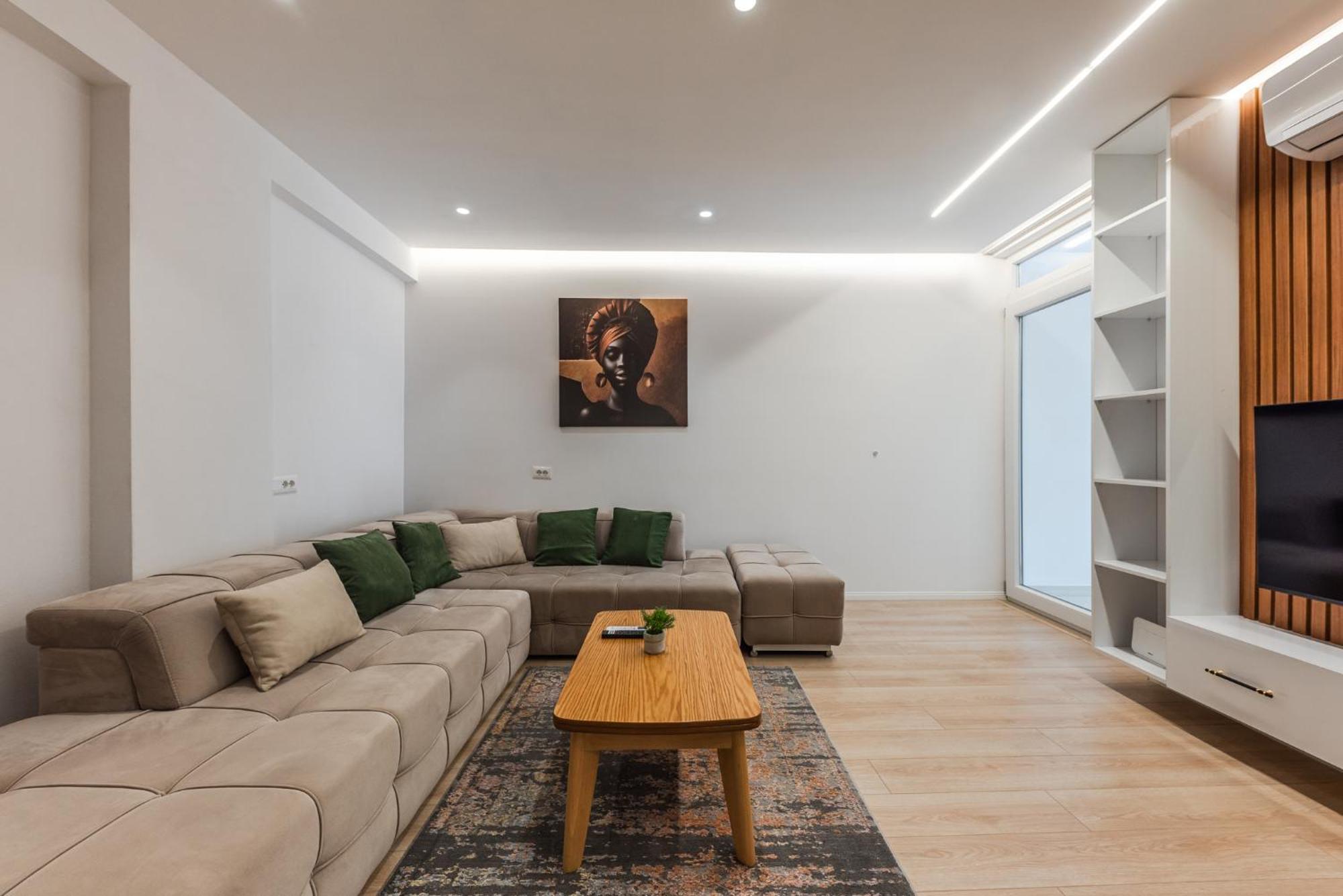 Mumba Apartments By Kondo Stays Тирана Екстериор снимка